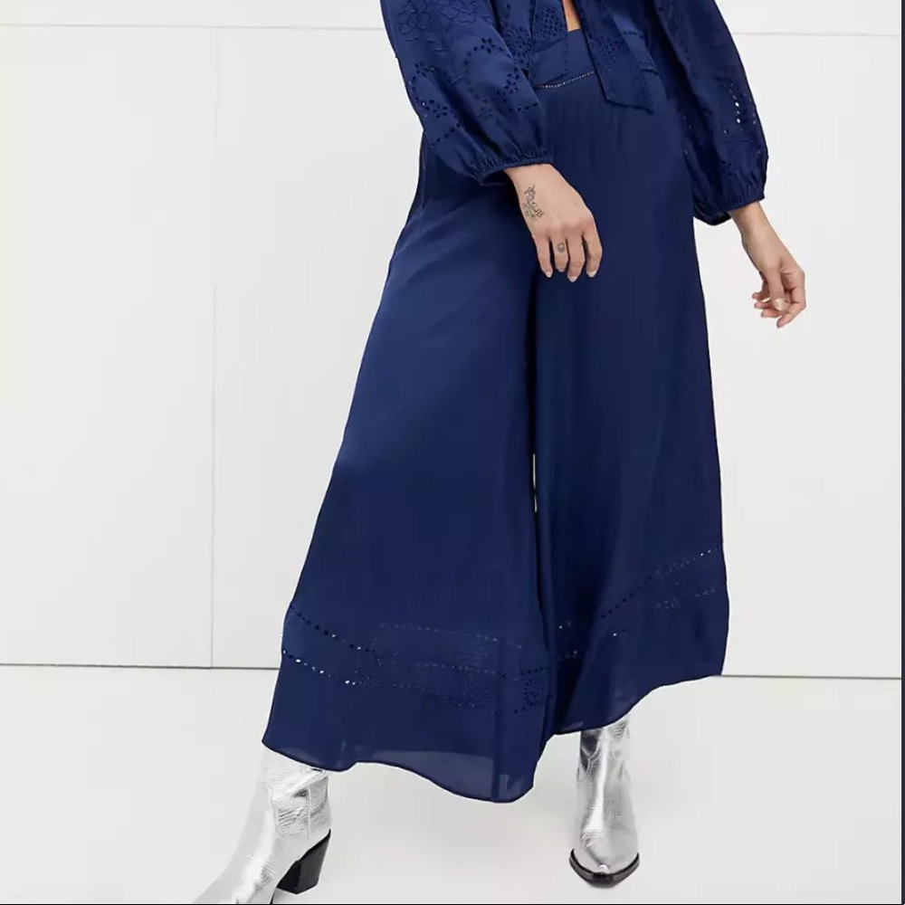 NEW Free People It’s A Set Up Satin Embroidered Wide Leg Pants 0 Z269-16